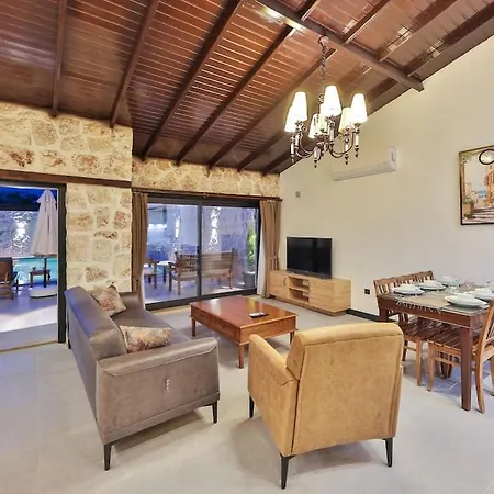 Lisburn Is A Luxury And Artistic For 6 People In Kalkan Kaş